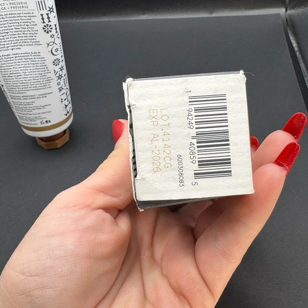 Drunk Elephant Umbra Cocoa Mineral Cream SPF 30 - Picture 5 of 9